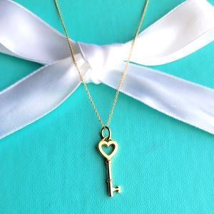 18k heart key pendant necklace